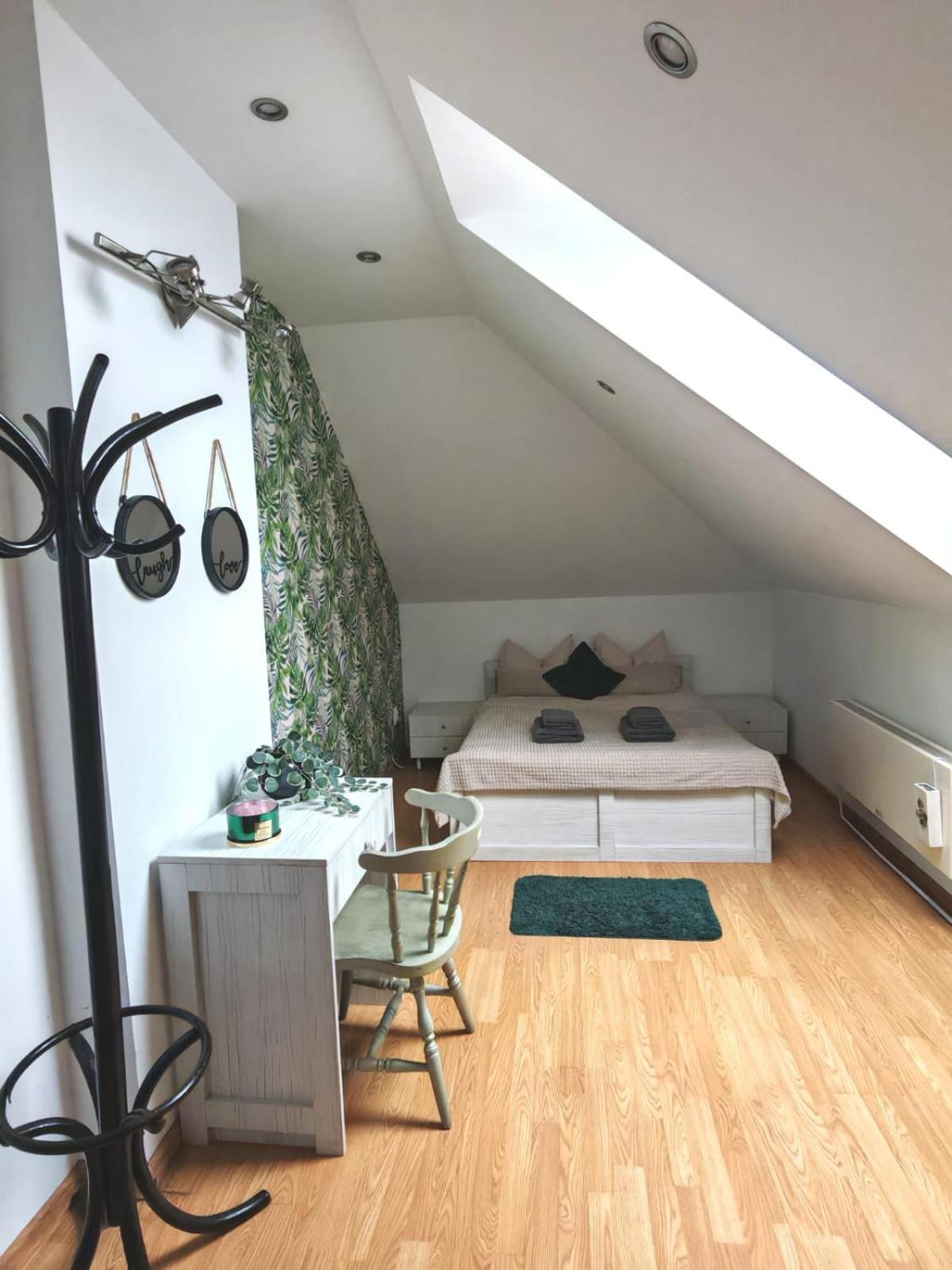 Brasov Cucu Residence エクステリア 写真